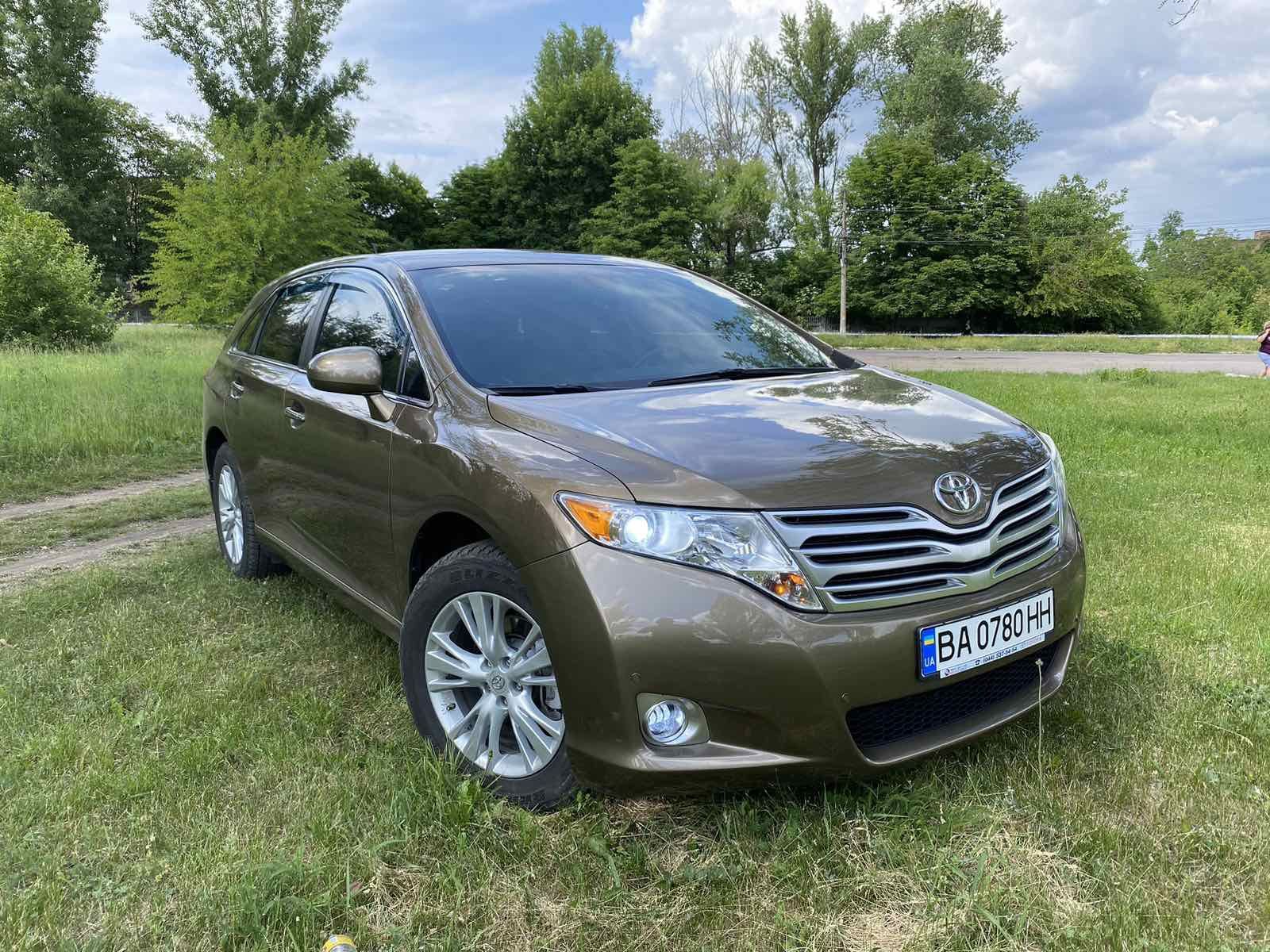 Продам Toyota Venza 2011