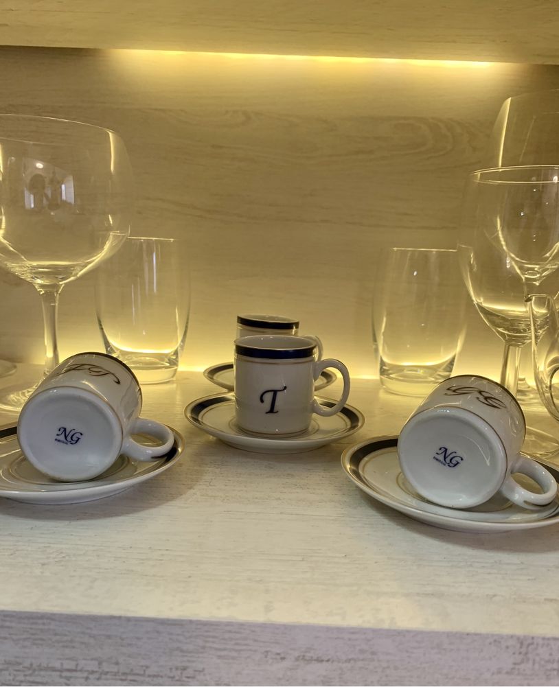 Chávenas de Café Novas com Monogramas/Porcelanas NG Philae