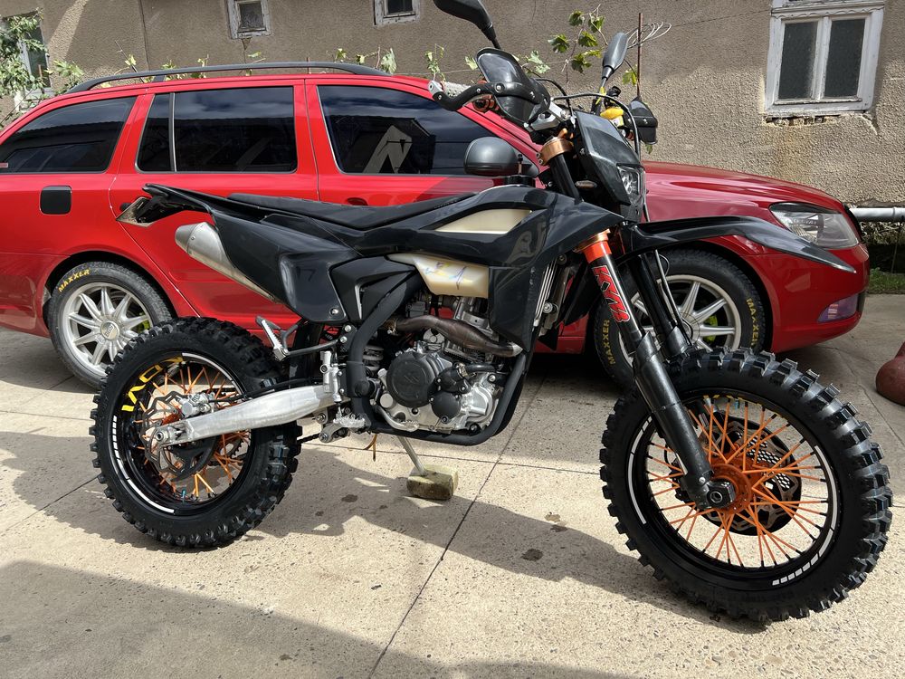 Kovi max 300 motard.