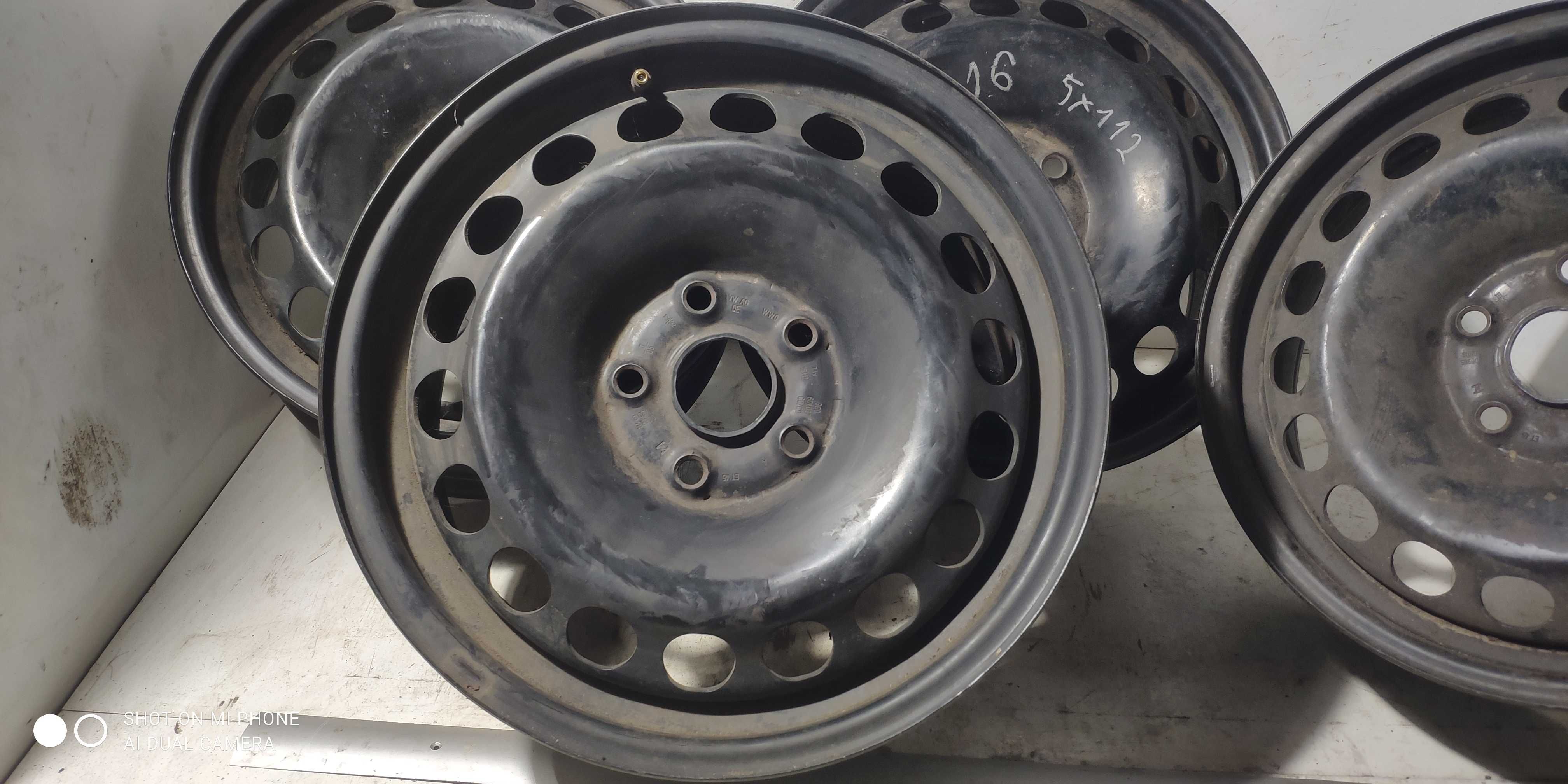 Felgi 5x112 VW 7Jx16H2 stalowe komplet 4szt et 45 proste szerokie