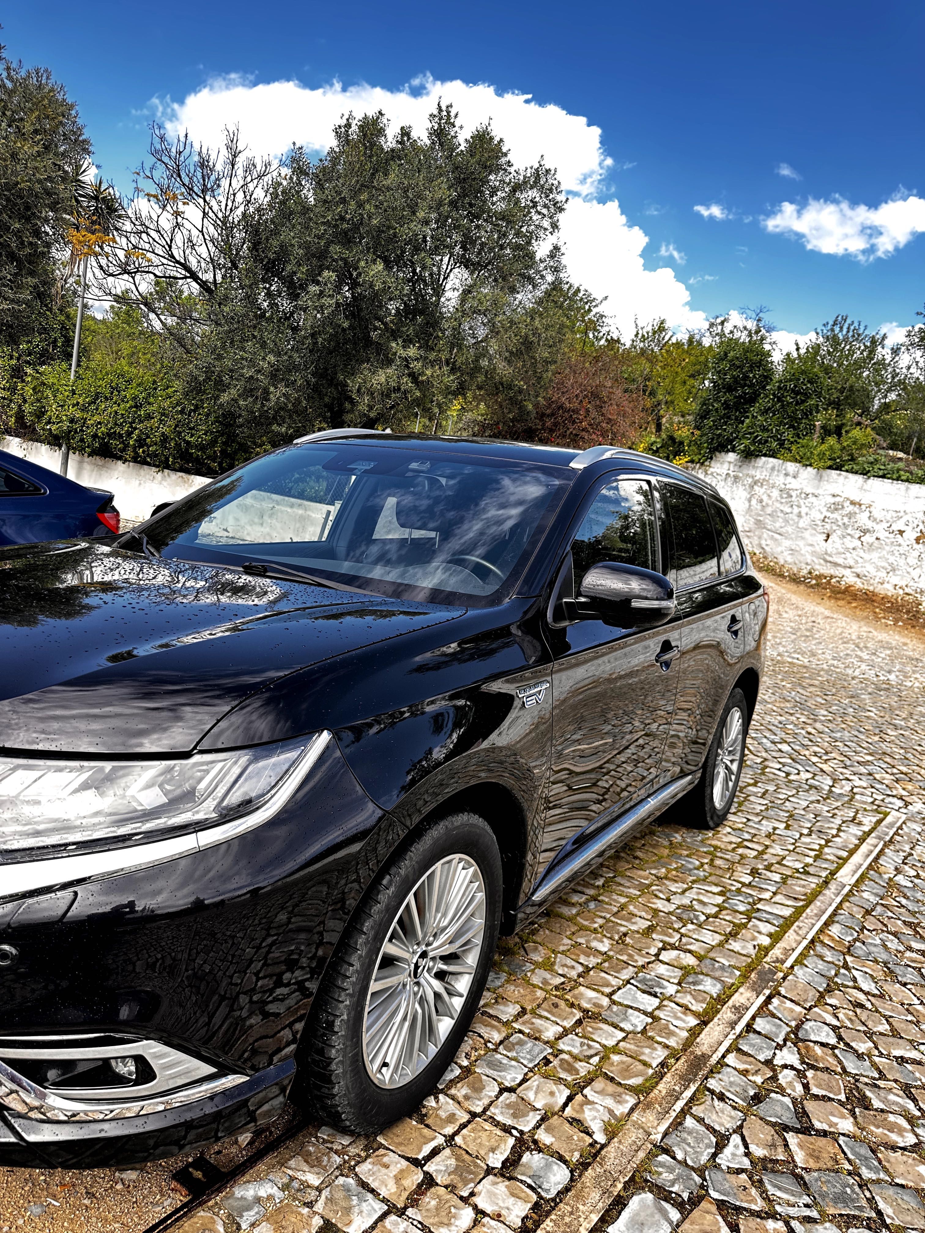 Mitsubishi Outlander PHEV