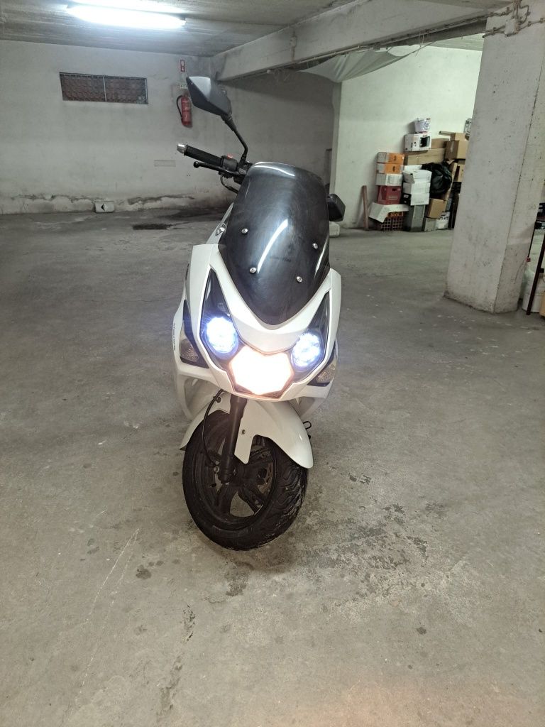 Scooter Daelim S3 2015