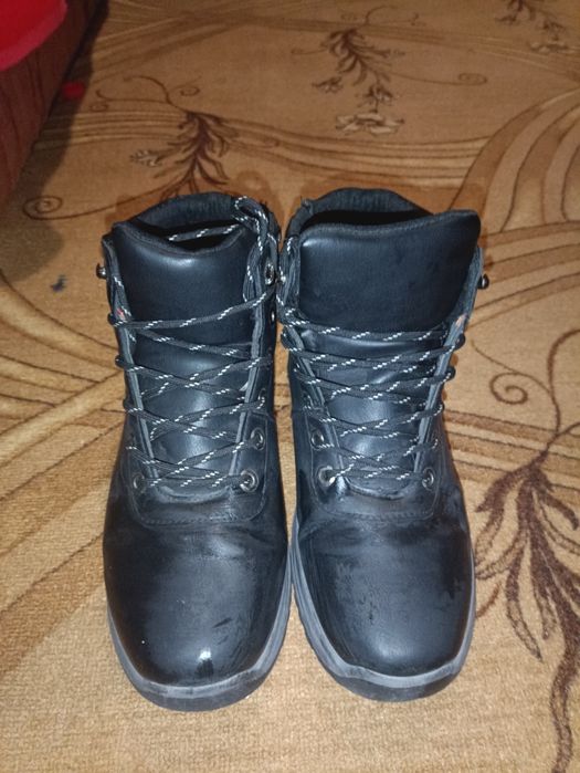 Зимове взуття 45 розмір
