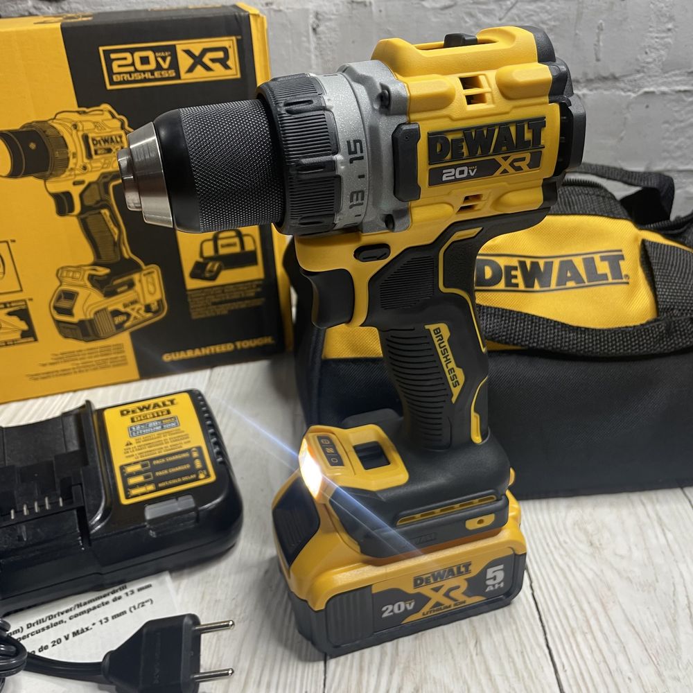 Бесщеточная дрель/шуруповерт DEWALT DCD800P1 20V MAX*