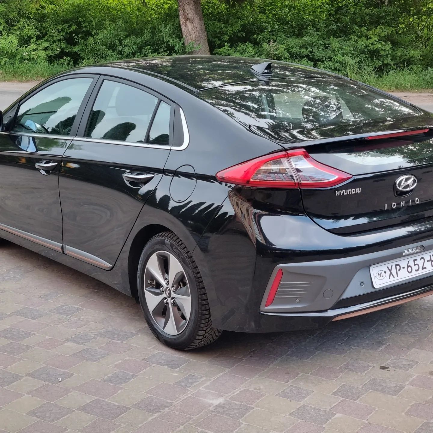 Електромобіль Hyundai Ioniq 28kw FULL PREMIUM + SOH100%