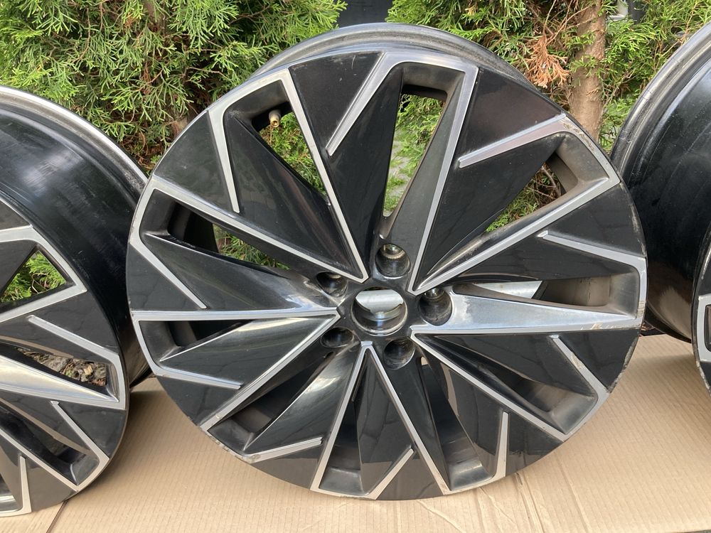 Felgi 18” OE skoda octavia, superb, karoq 3V0.601.025B