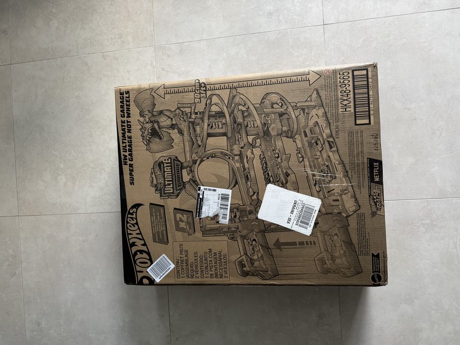 Ігровий набір Hot Wheels City Легендарний гараж