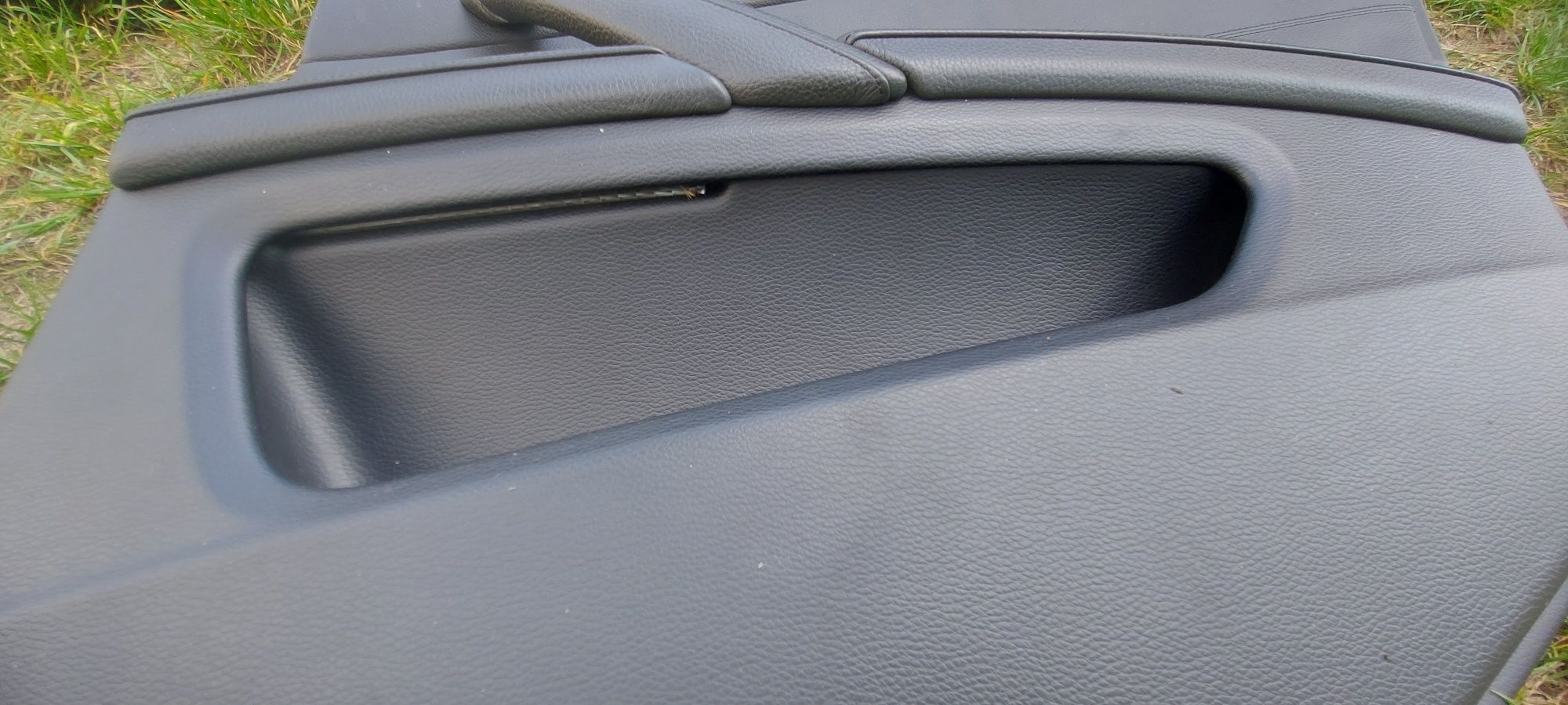 Boczki skora polift bmw e60 e61 lift czarne ambiente