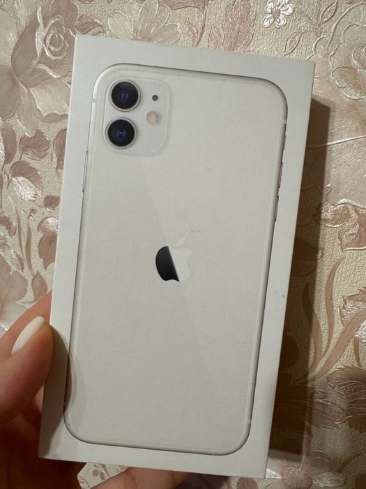 Продам Iphone 11