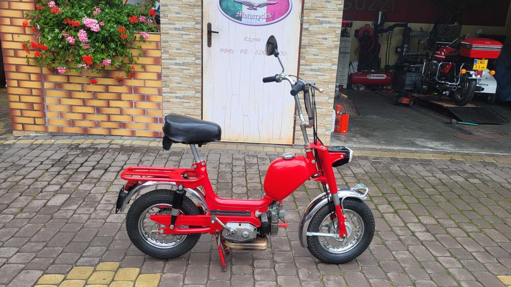 Motorynka wloski motorower automat