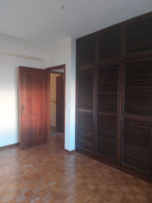 Arrendo Apartamento T2 (Gaia)