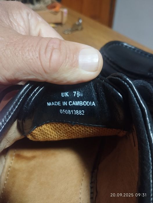 Взуття чоловіче Clarks