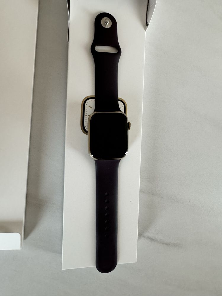 Apple watch seria 7 45 mm złoty plus paski