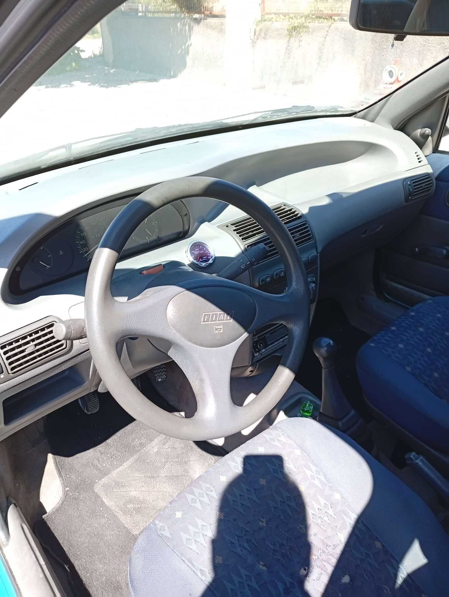 Fiat Punto em bom estado.