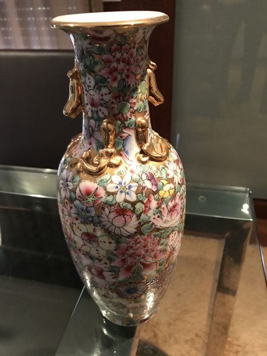 Jarra em porcelana