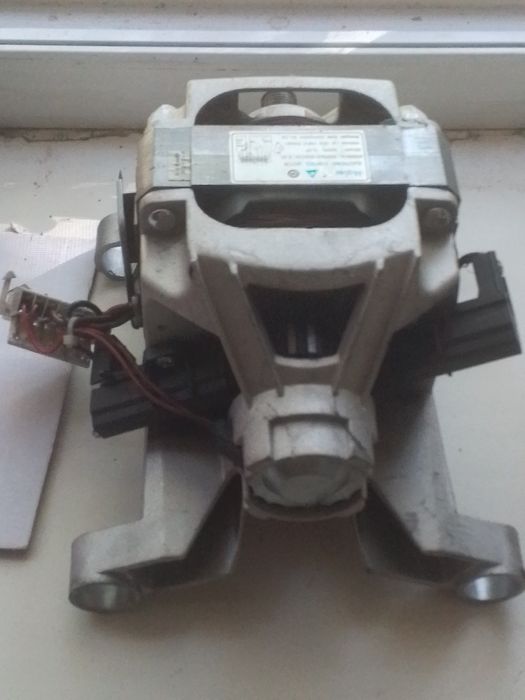 Разборка стиральной машины Indesit