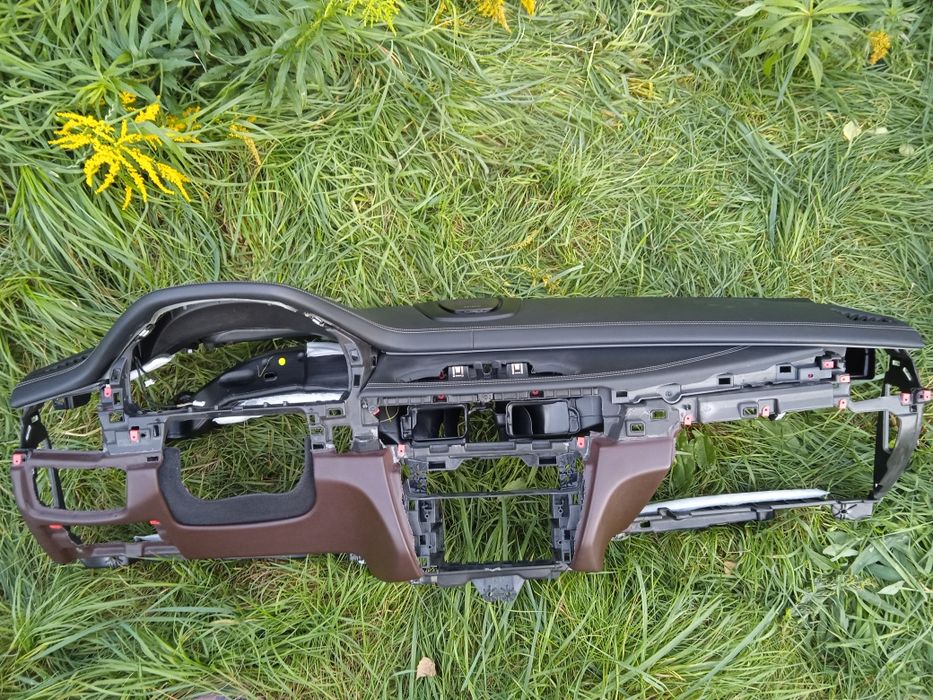 Konsola deska kokpit BMW X5 f15 airbag head up pasy