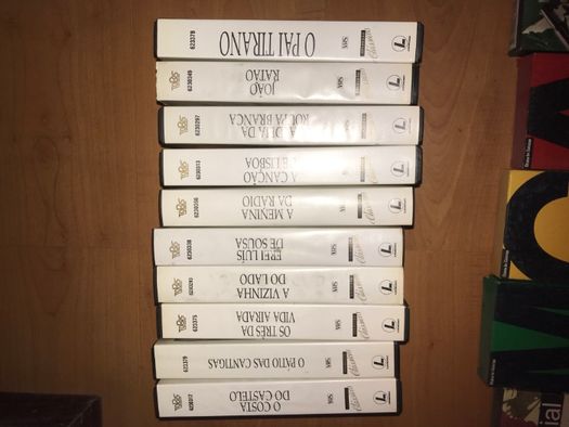 Cassetes VHS (202 Total)