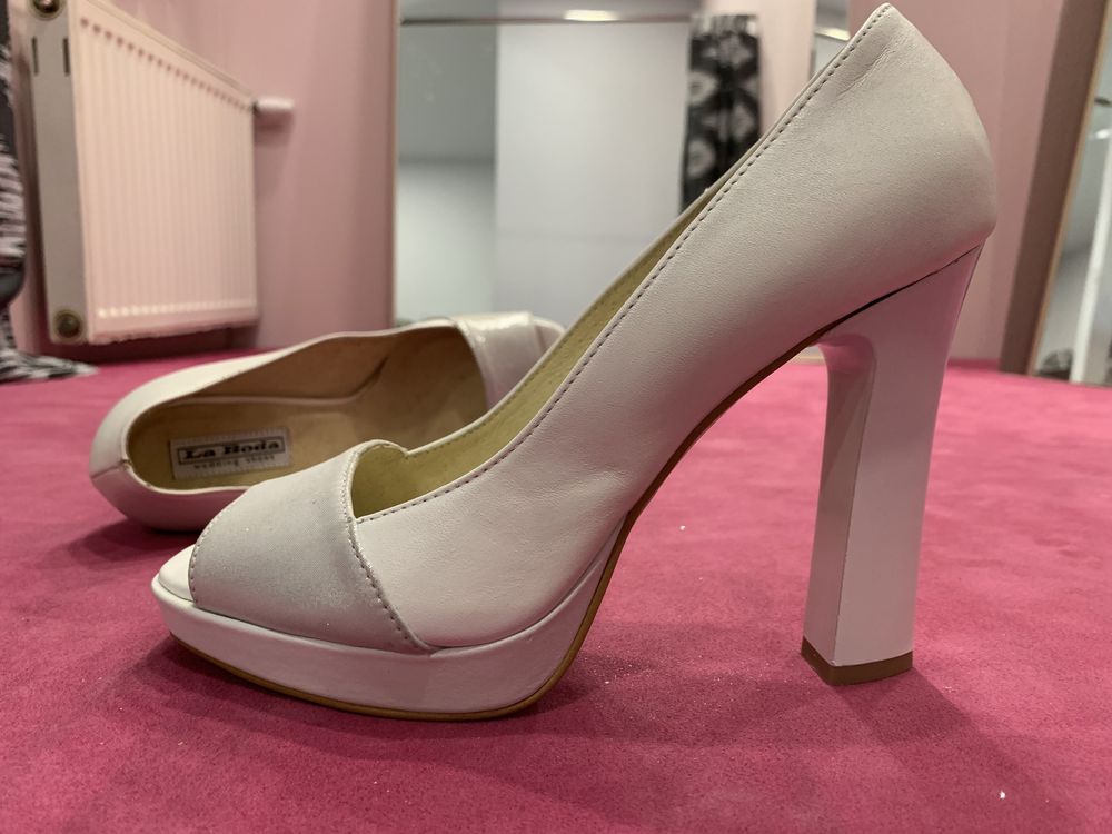 Buty ślubne LaBoda C-279/2 r.38 Białe - WYPRZEDAŻ