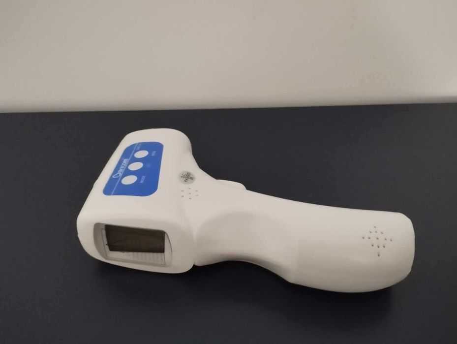 Termometr bezdotykowy na podczerwień elektroniczny LCD BERRCOM JXB-178