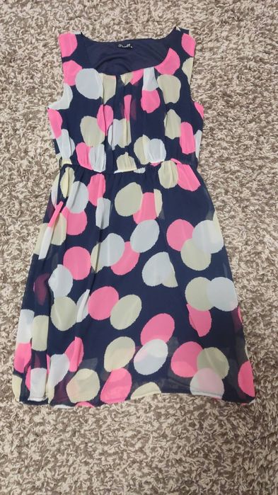 Сукні жіночі, розміри 46-48