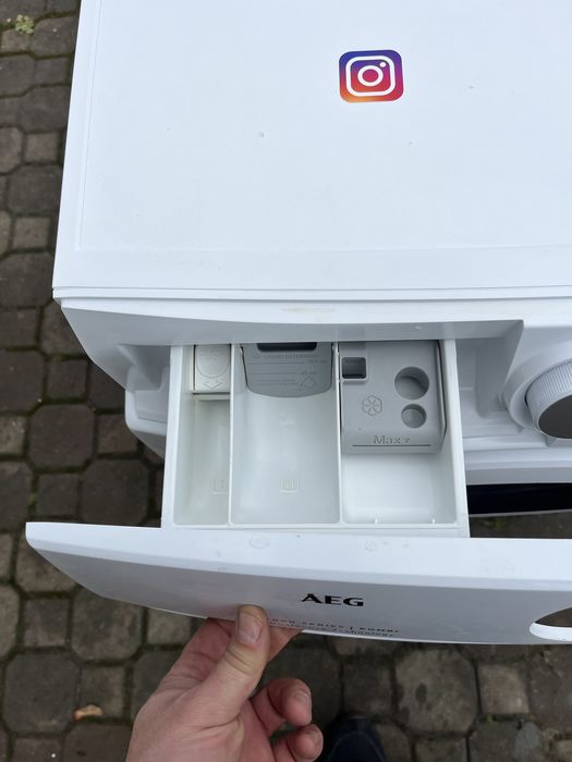 Прально-сушильна машина Aeg 7/4 кг(вузька)!