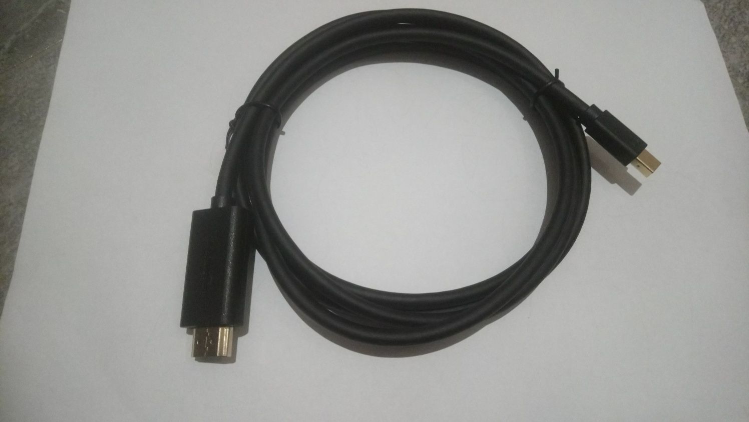 Kabel AmazonBasic mini DP na HDMI 1,8m czarny