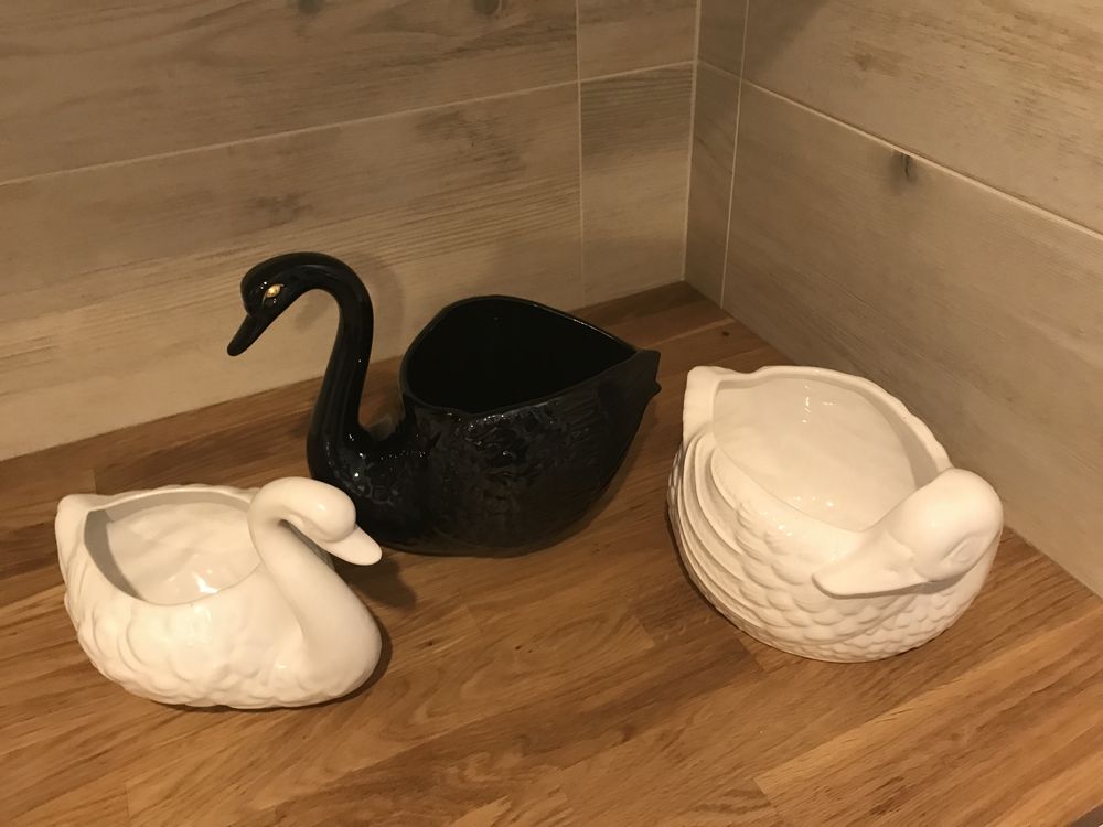 3 ceramiczne łabedzie  biale i czarny