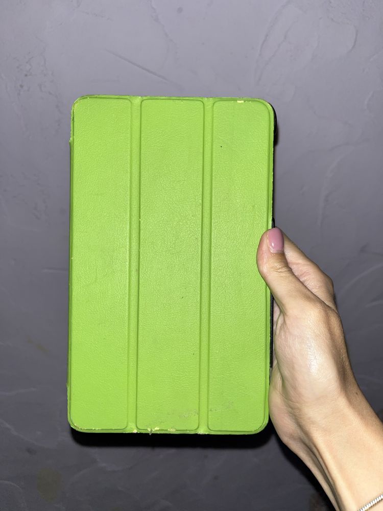 Планшет Samsung Galaxy Tab E 8.0