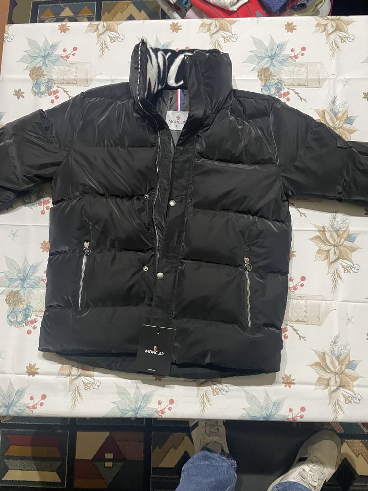 Casaco “ Moncler “