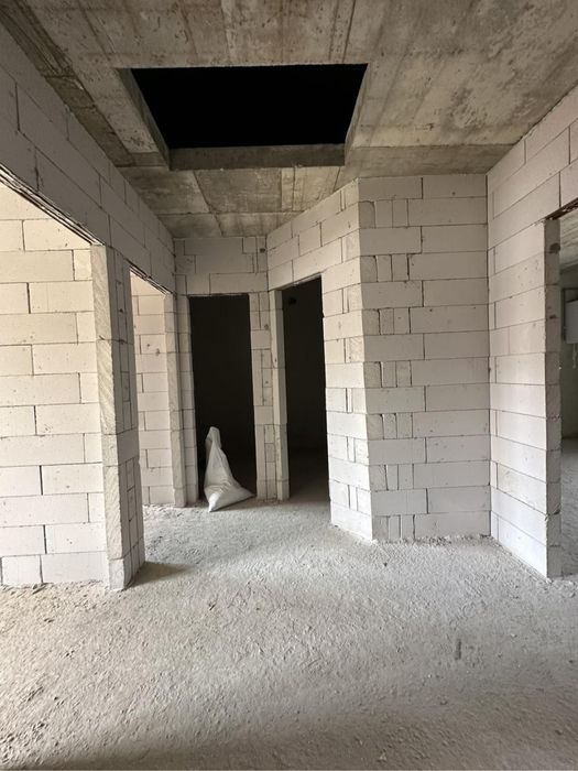 Продаж 2-кімнатної квартири з горищем, в новобудові