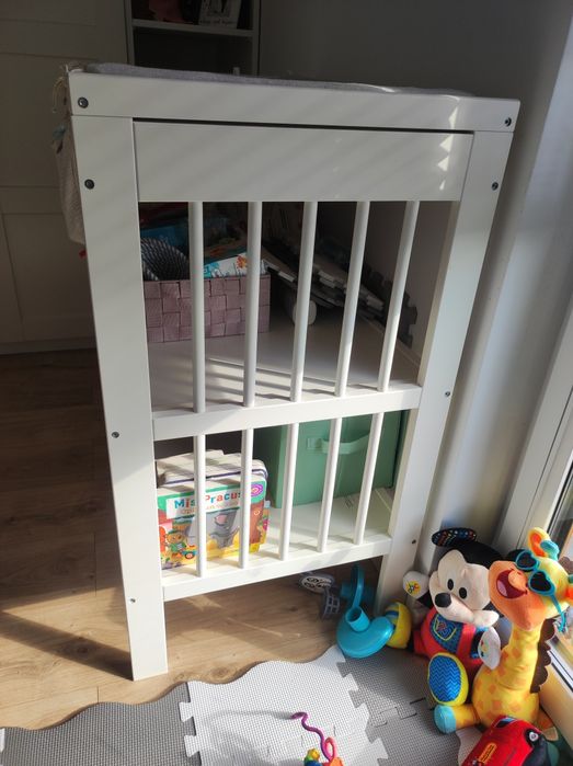 Przewijak z materacem marki Ikea