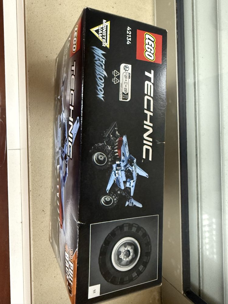 Lego Technic Jipe - Novo - ainda dentro da caixa lacrada