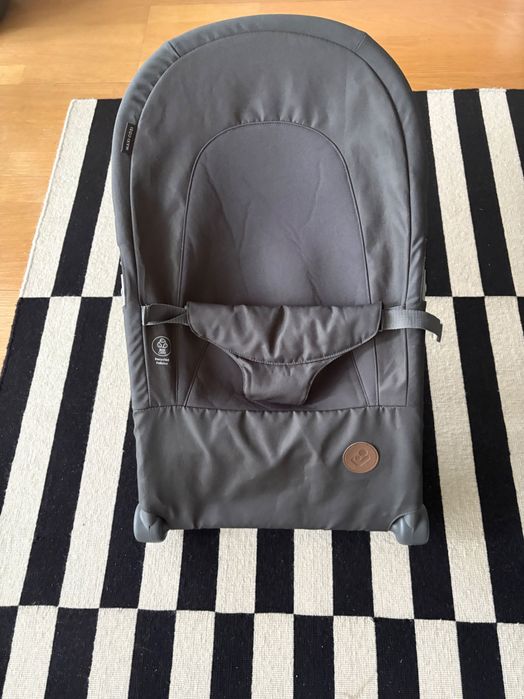 Conjunto Maxi-Cosi Cadeira+ Carrinho bebé + Isofix + Espreguiçadeira