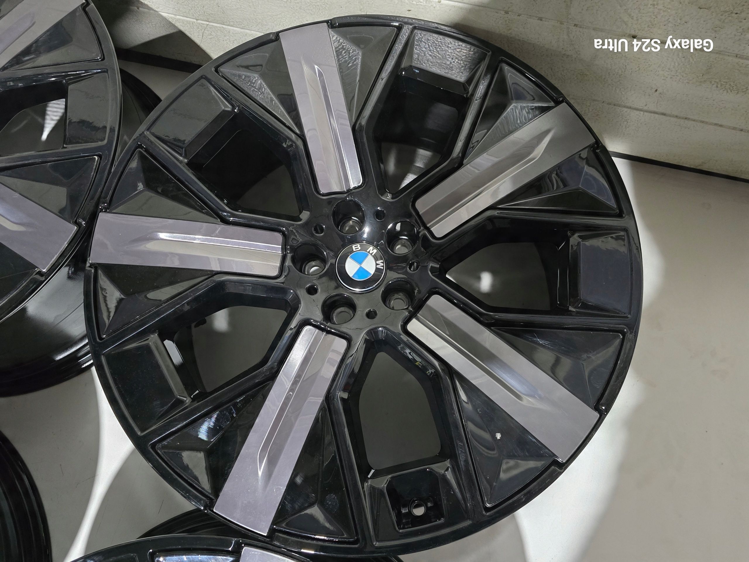 BMW ix i20 X7 X5 G05 X6 G06 5x112 ET36 21''