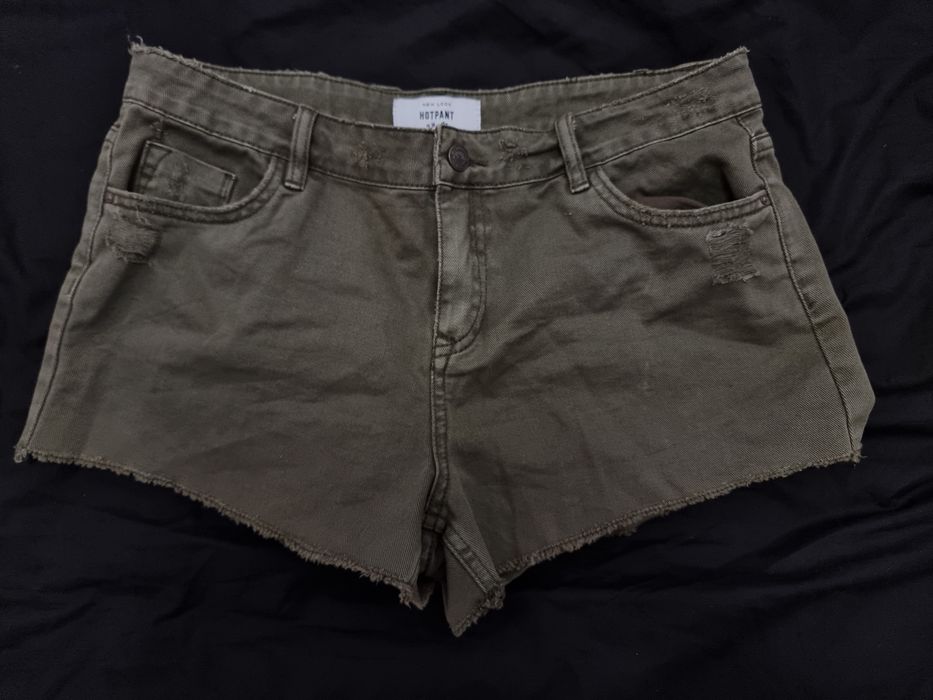 Krótkie dżinsowe spodenki 42