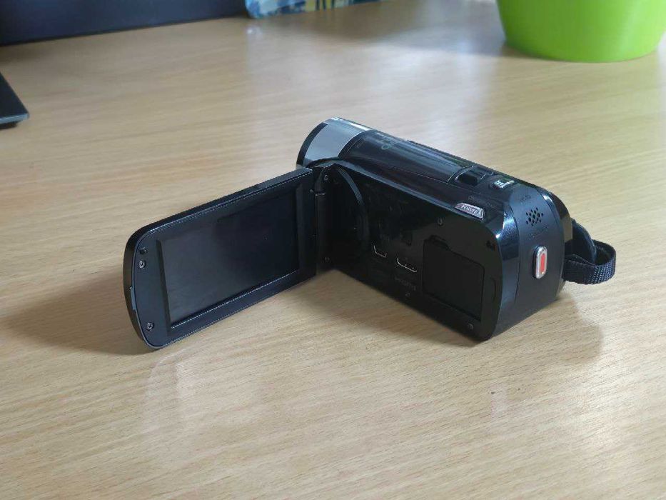 Цифрова відеокамера Canon LEGRIA HF R27