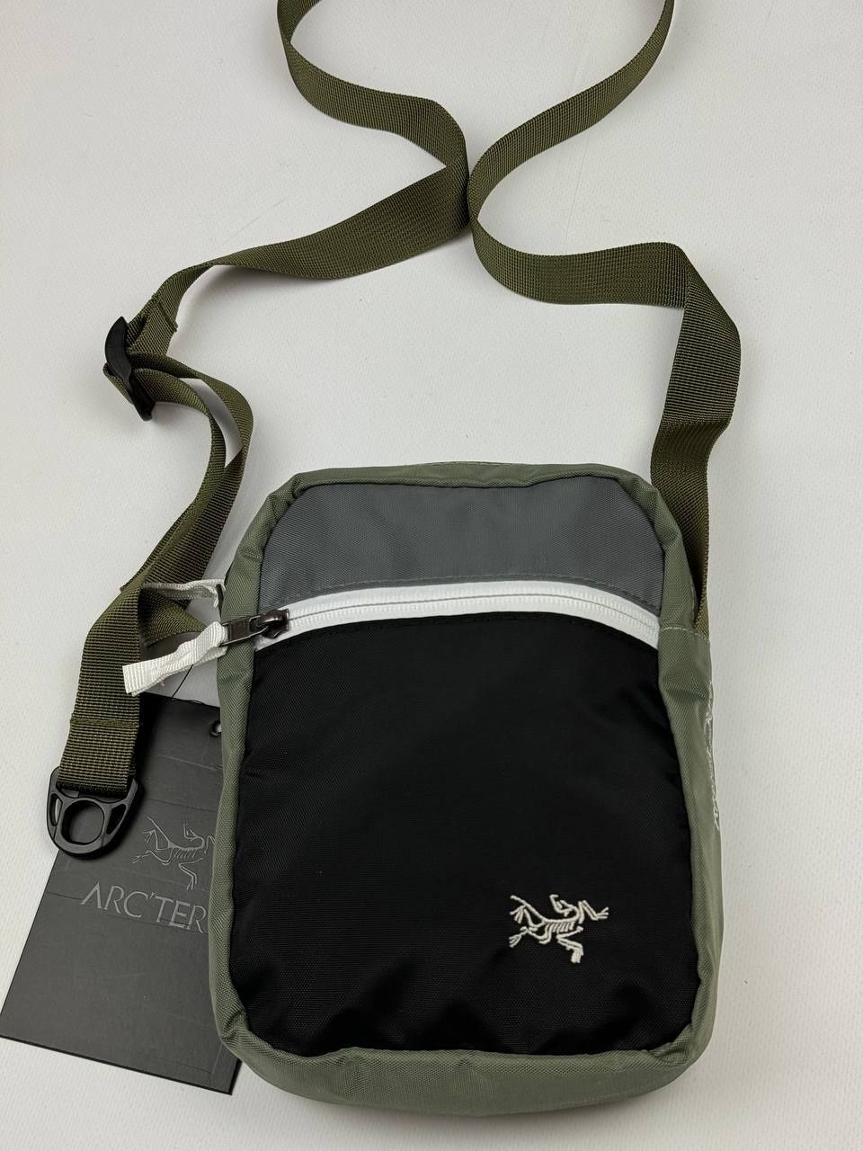 Месенджери Arcteryx