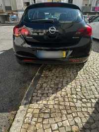 Opel astra J 1.3 CDTI 2011