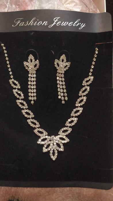 Свадебная бижутерия