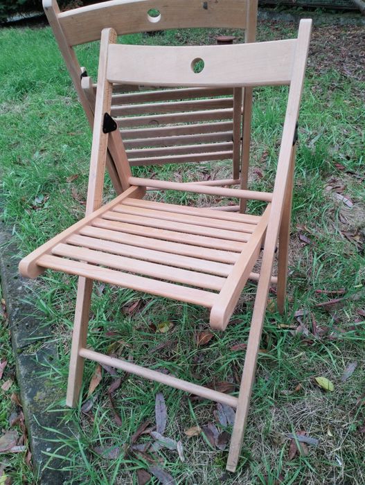 Krzesła ogrodowe drewniane, składane