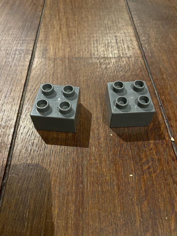 Lego duplo klocki 2x2 szare