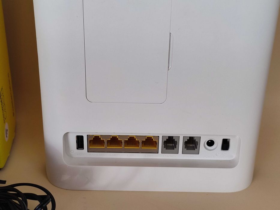 Router ZTE MF286R 4G+ 300mbps Wi-Fi