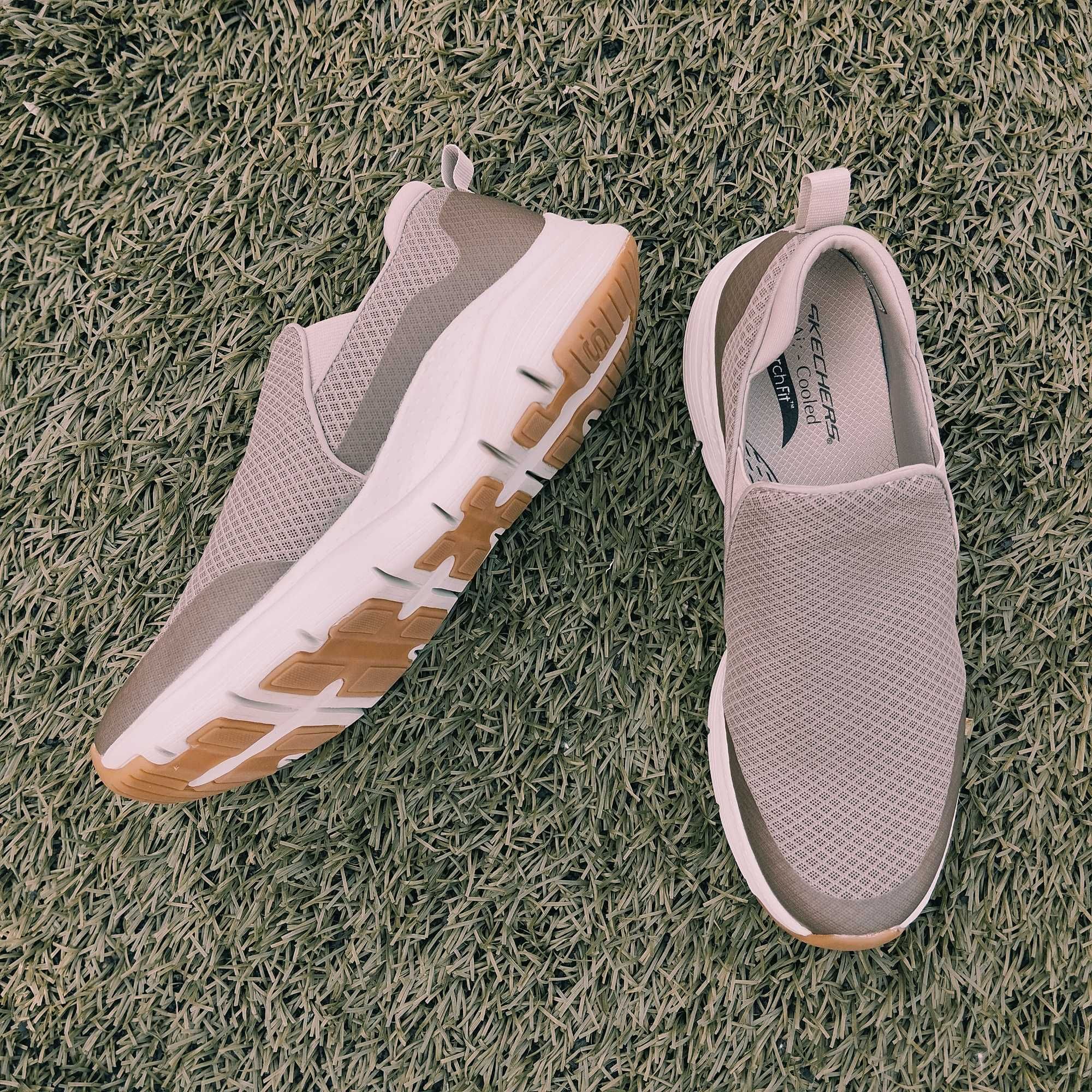 Мужские кроссовки, слипоны Skechers Arch Fit - Banlin