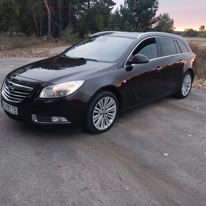 Продаж Opel Insignia 2.0D