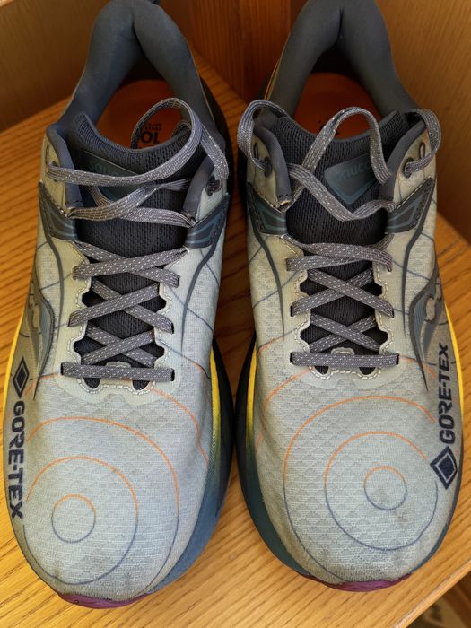 saucony triumph 22 gore tex