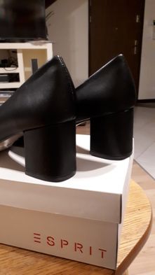 Esprit buty czółenka Laurel Vegan rozm 39 czarne