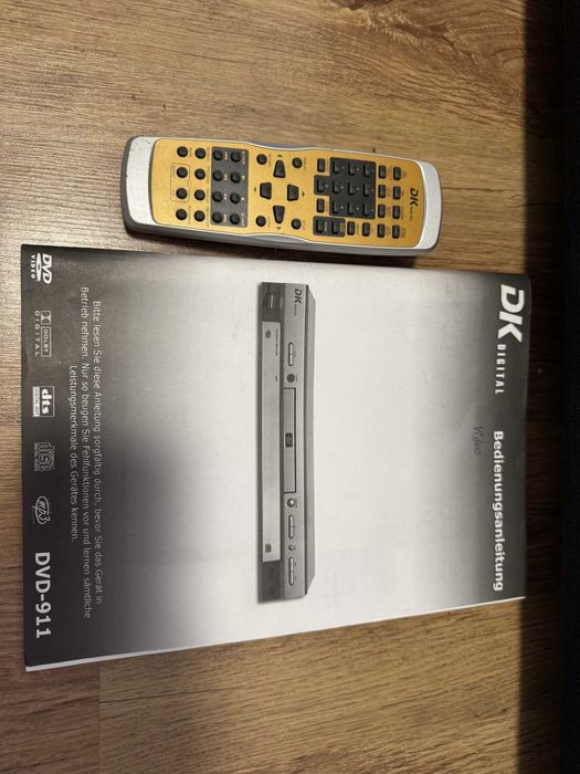 Odtwarzacz CD/DVD - DK Digital DVD-911