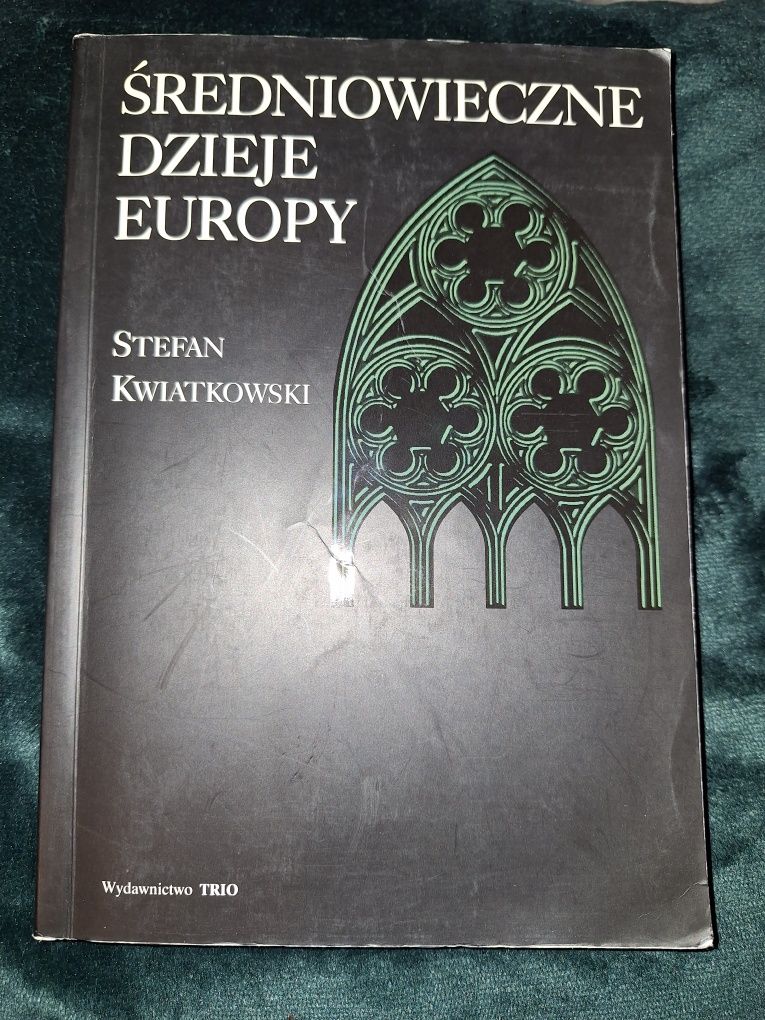 Stefan Kwiatkowski Średniowieczne dzieje Europy [SRSP2]