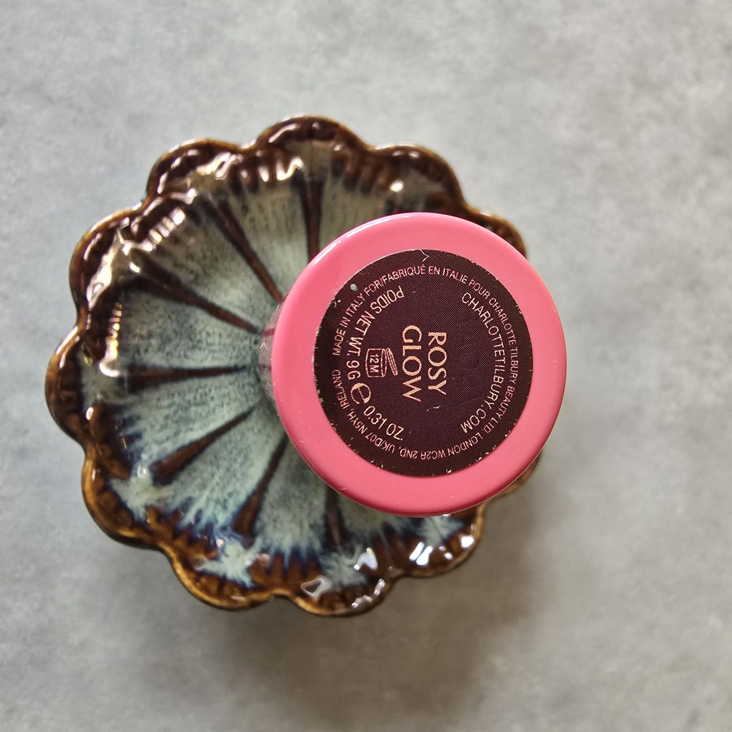 Unreal Blush CHARLOTTE TILBURY róż w krem stick